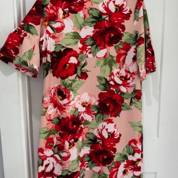 MULTI COLOR FLORAL PULL OVER - Picture 2 of 5